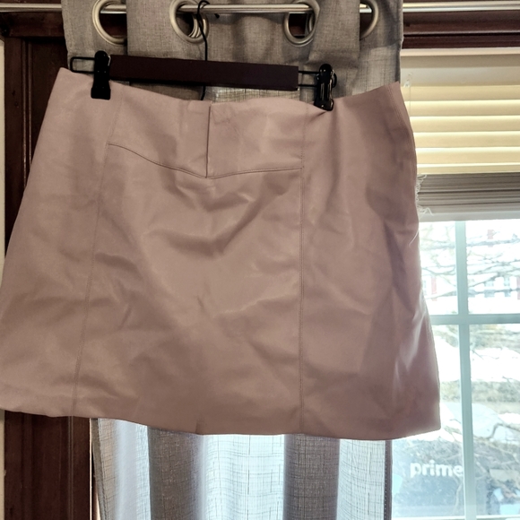 ZARA TRF Pink/Blush Pleather Mini Skirt, XL - Picture 2 of 3